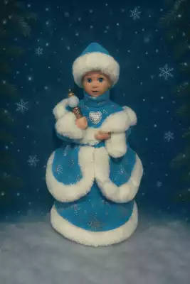 Декоративная фигурка Снегурочки с посохом, 30 см